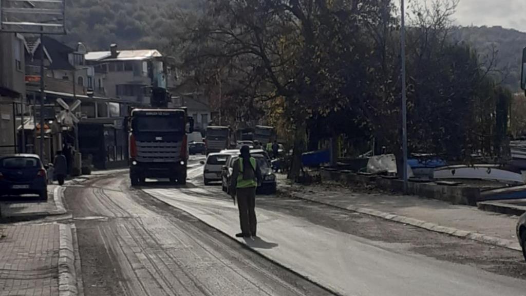 Продолжи санацијата на патниот правец Охрид-Св. Наум, на потегот кај селото Пештани