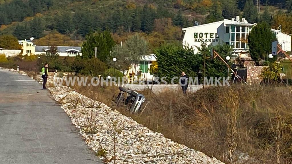 Сообраќајна незгода кај хотел „Коцаре“, повредено едно лице (Фото)