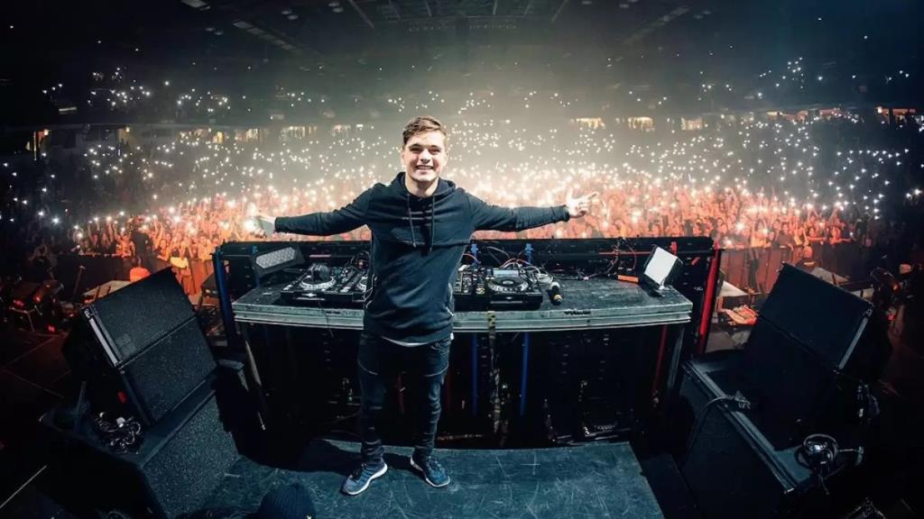 SUPER Fresh Music: Martin Garrix & Jex – Told You So