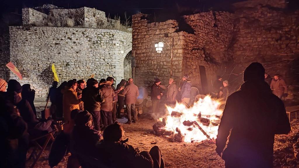 Пред нас се уште два големи празници: Обичаи и традиција за Стара нова година и Василица